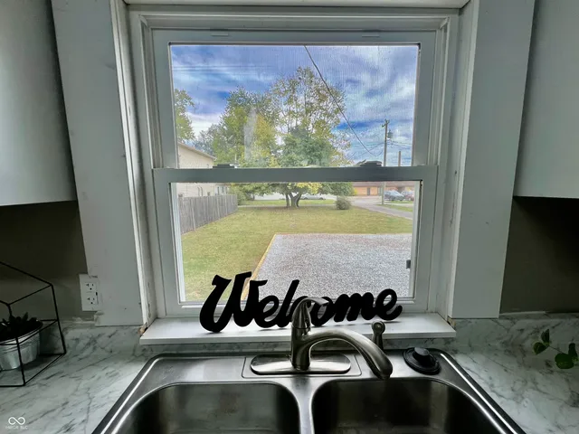 $179,900 | 1725 Cottage Avenue, Columbus, IN 47201