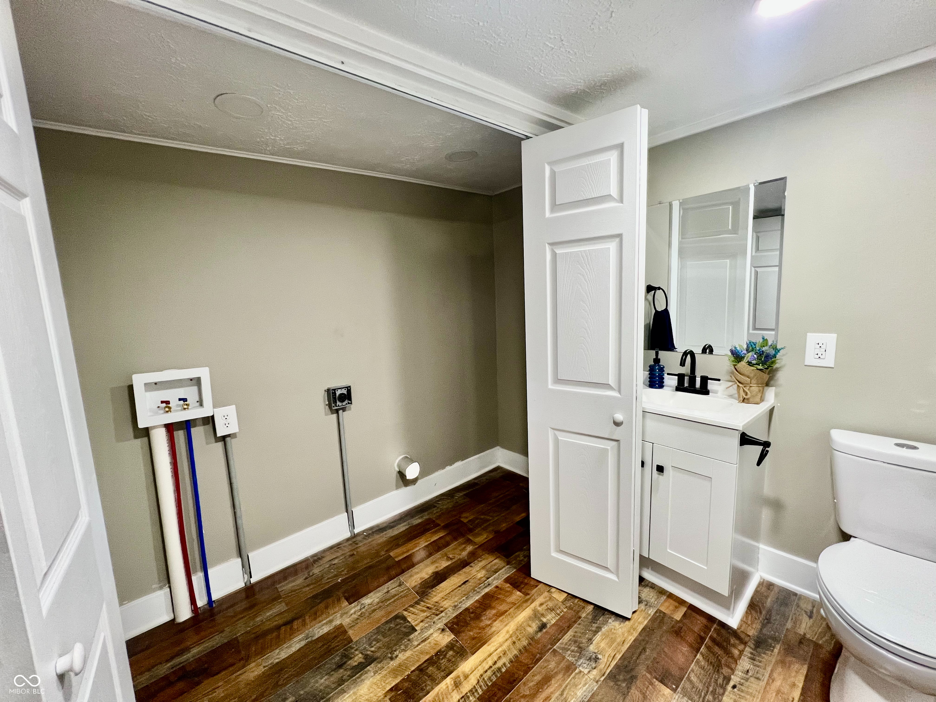 1725 Cottage Avenue Columbus, IN 47201 - Photo 8 of 23