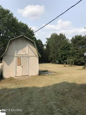10774 Birch Road Mesick, MI 49668 - Photo 7 of 11 1851391-8
