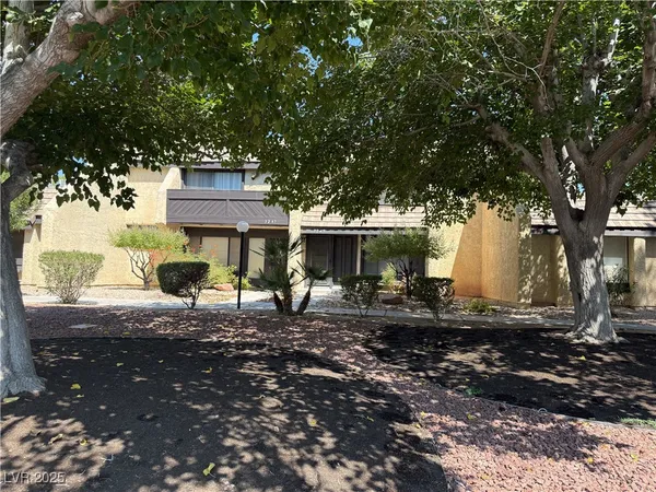 $1,950 | 3249 Liahona Way, Las Vegas, NV 89121