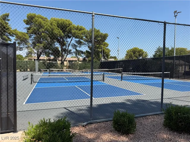 $1,950 | 3249 Liahona Way, Las Vegas, NV 89121