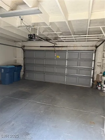 $1,950 | 3249 Liahona Way, Las Vegas, NV 89121