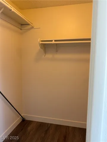 $1,950 | 3249 Liahona Way, Las Vegas, NV 89121