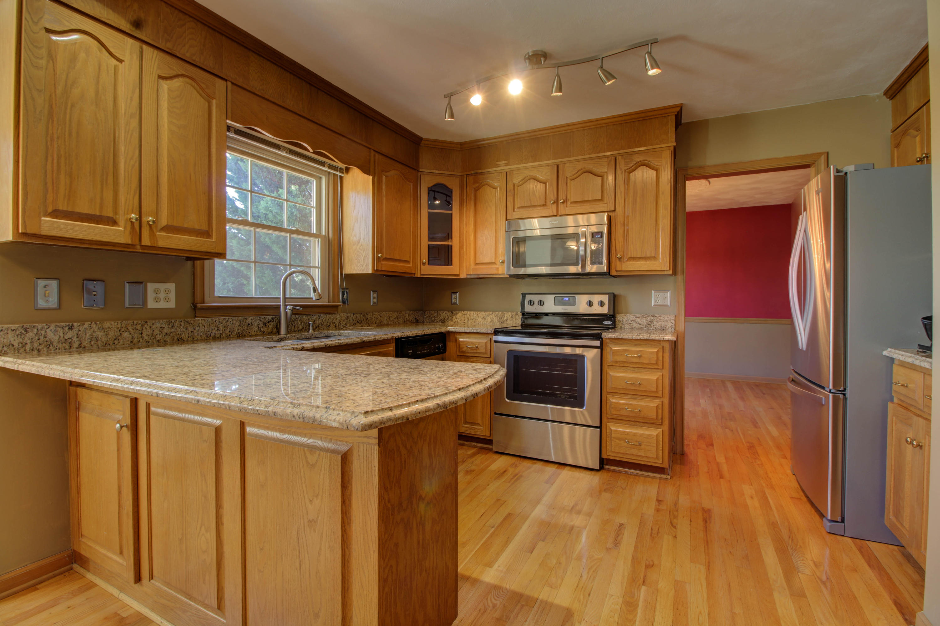 204 Aftons Meadow Road Vinton, VA 24179 - Photo 11 of 51 IMG_0801_2_3_4_5_6_7