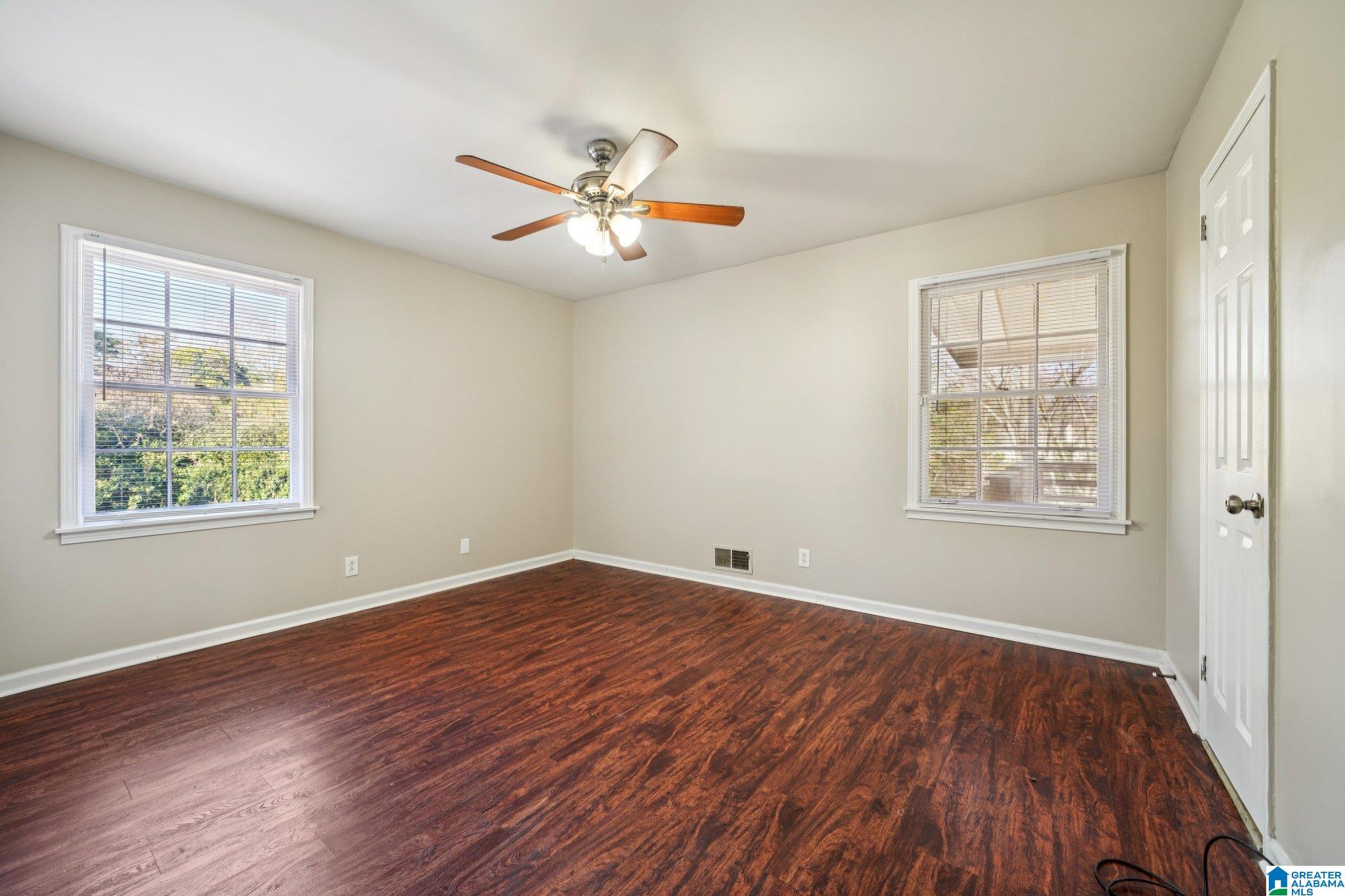 908 Rockingham Road Birmingham, AL 35235 - Photo 12 of 59