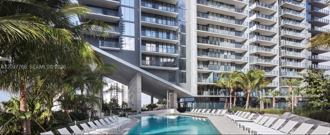 88 Southwest 7th Street, Unit PH4202 Miami, FL 33130 - Photo 72 of 88