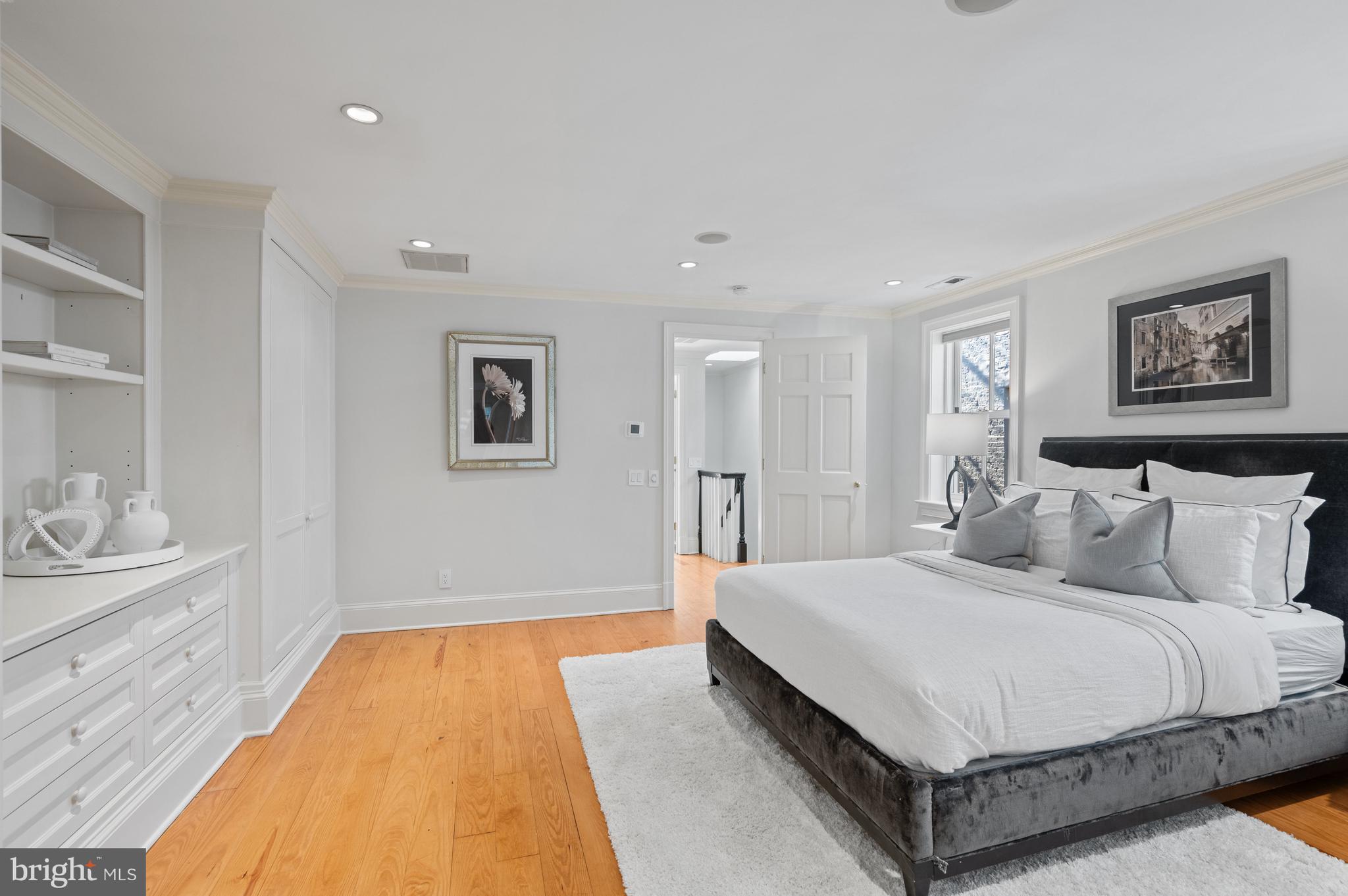 3253 P Street Northwest Washington, DC 20007 - Photo 16 of 35 Gallery Image 16