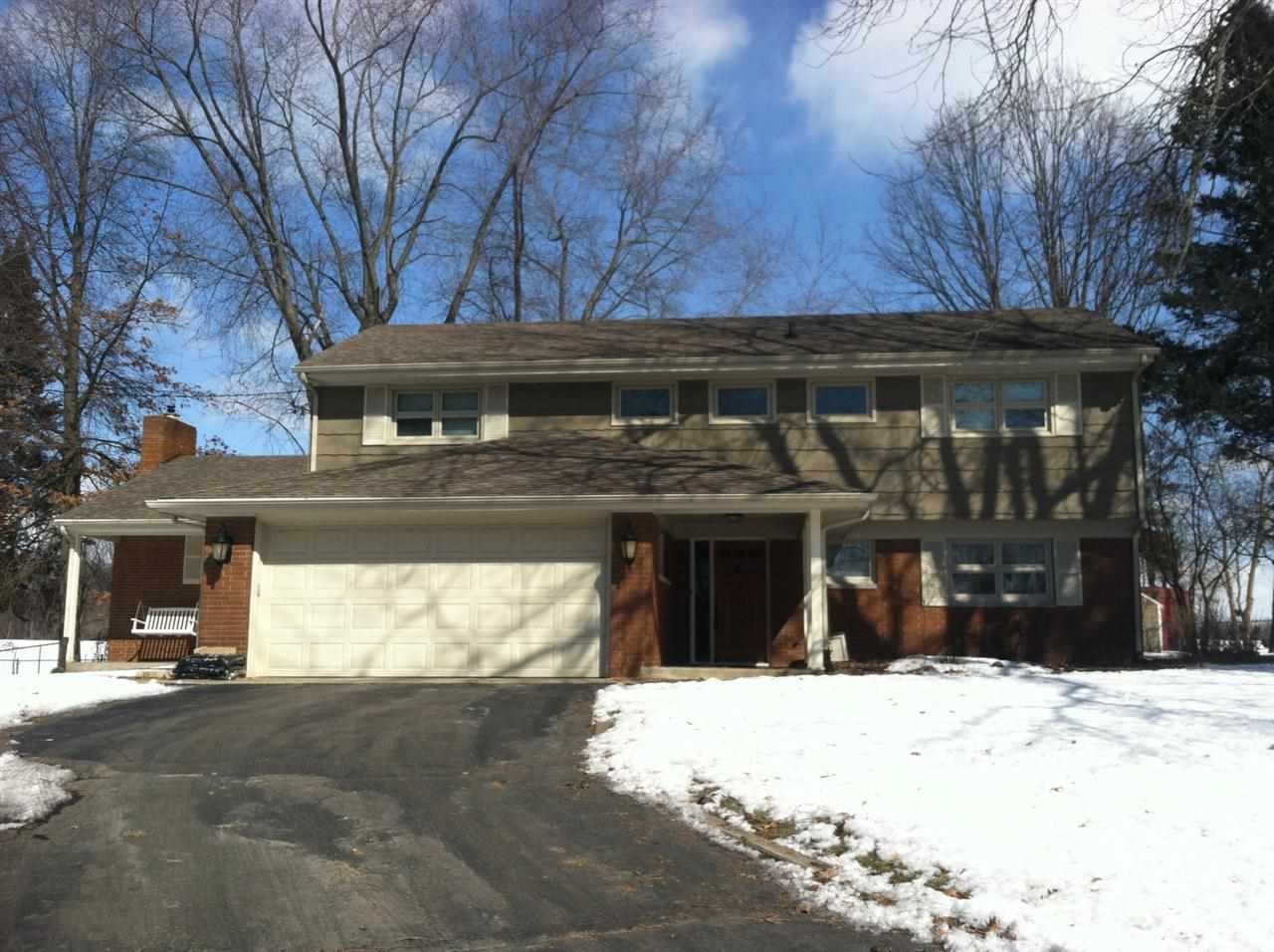 1611 East Springhill Road Warsaw, IN 46580 - Photo 1 of 16 Gallery Image 1