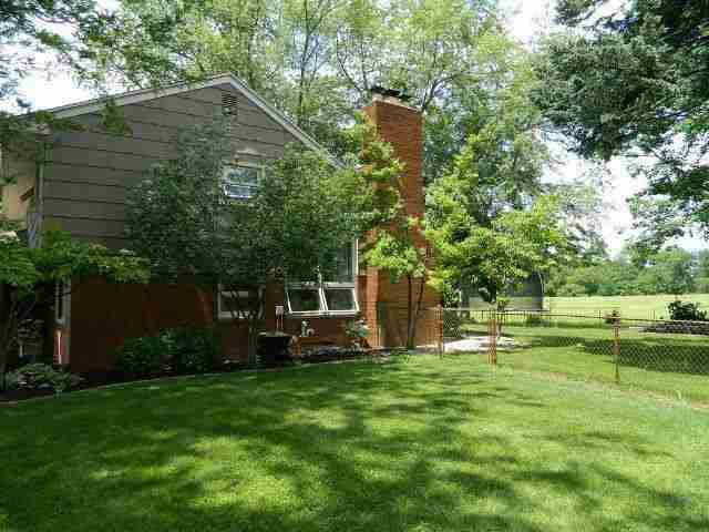 1611 East Springhill Road Warsaw, IN 46580 - Photo 14 of 16 Gallery Image 14