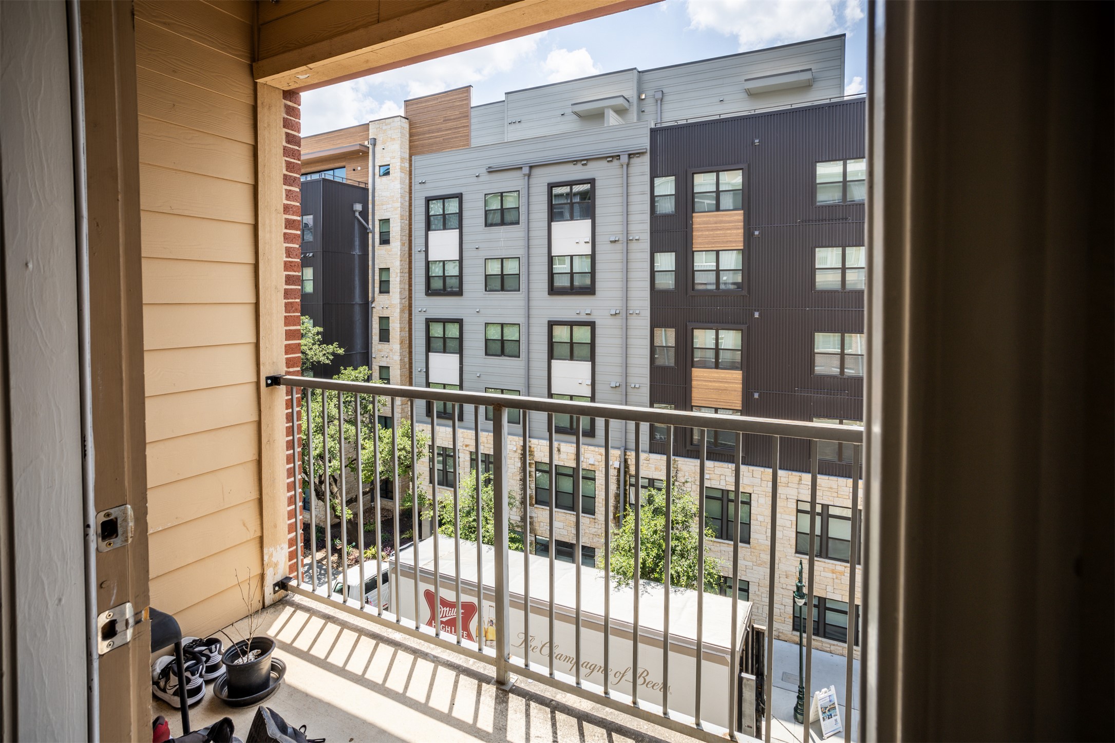 910 West 25th Street, Unit 403 Austin, TX 78705 - Photo 13 of 14