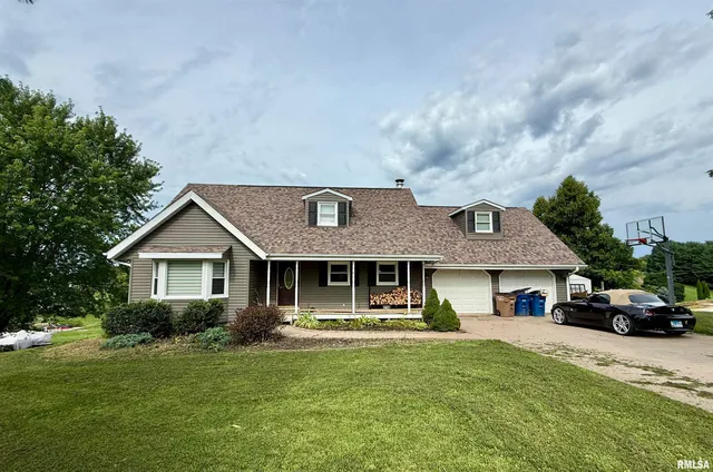 $249,900 | 645 Suncrest Court, Sherrard, IL 61281