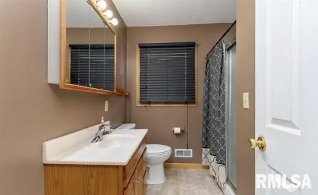 $249,900 | 645 Suncrest Court, Sherrard, IL 61281