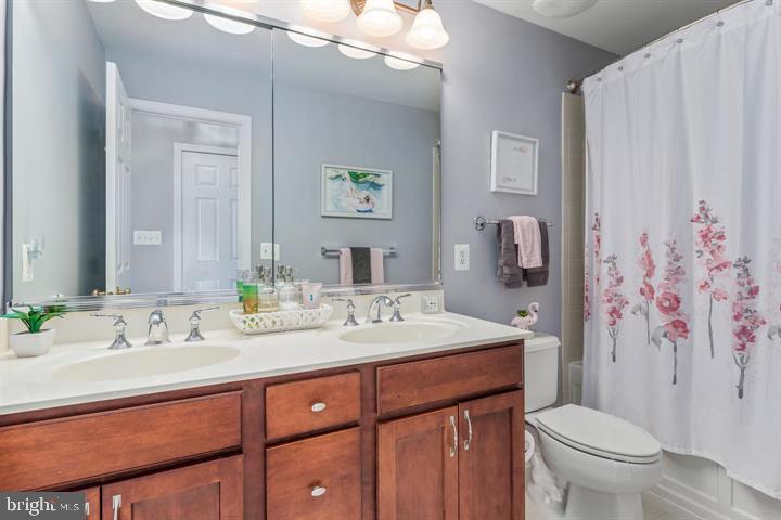 42609 Pine Forest Drive Chantilly, VA 20152 - Photo 26 of 34