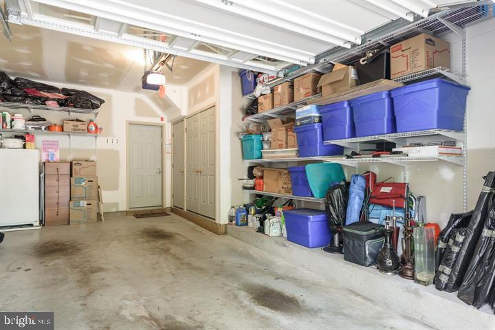 42609 Pine Forest Drive Chantilly, VA 20152 - Photo 33 of 34