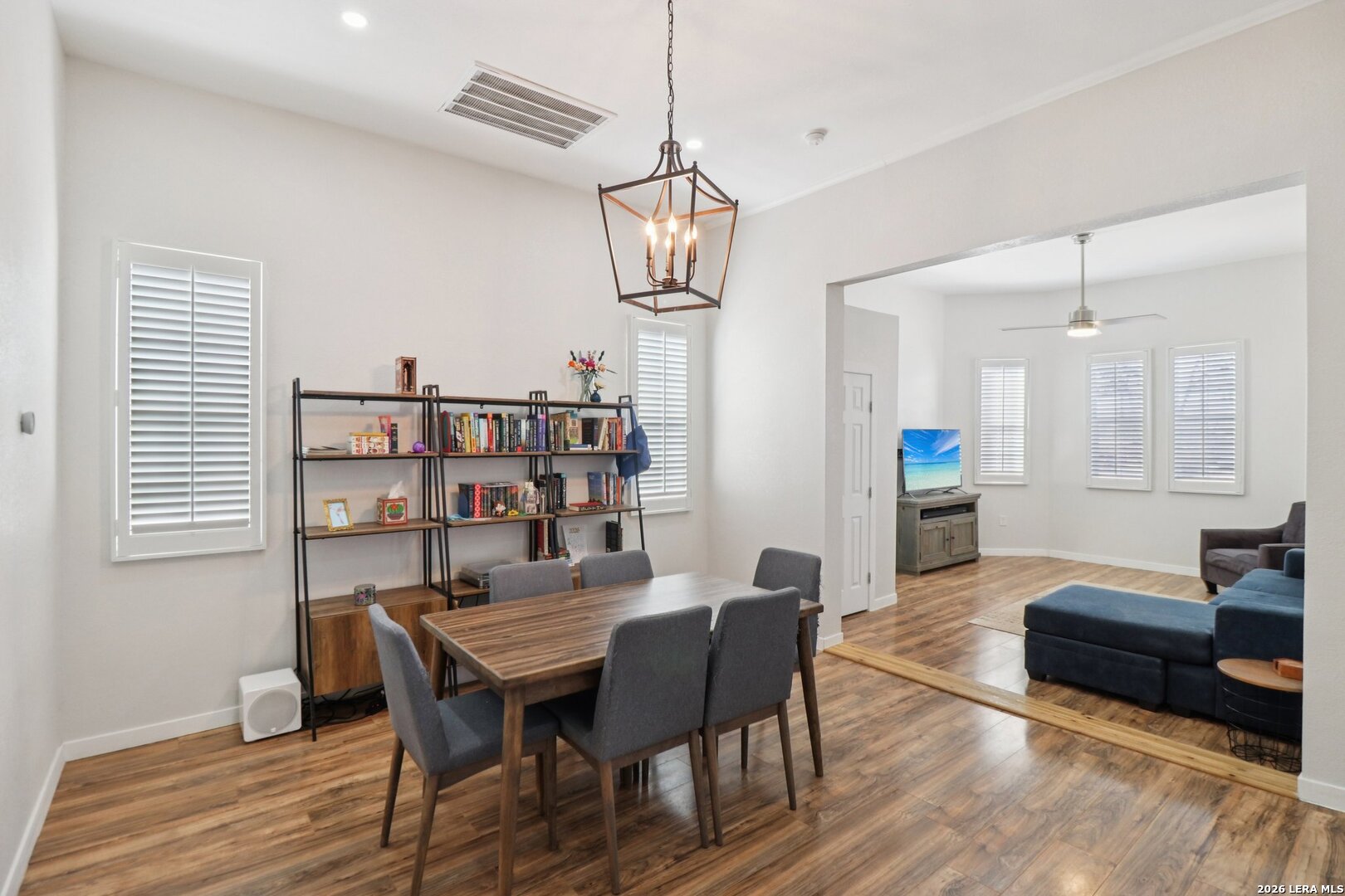 520 South Ash Street Pearsall, TX 78061 - Photo 18 of 40