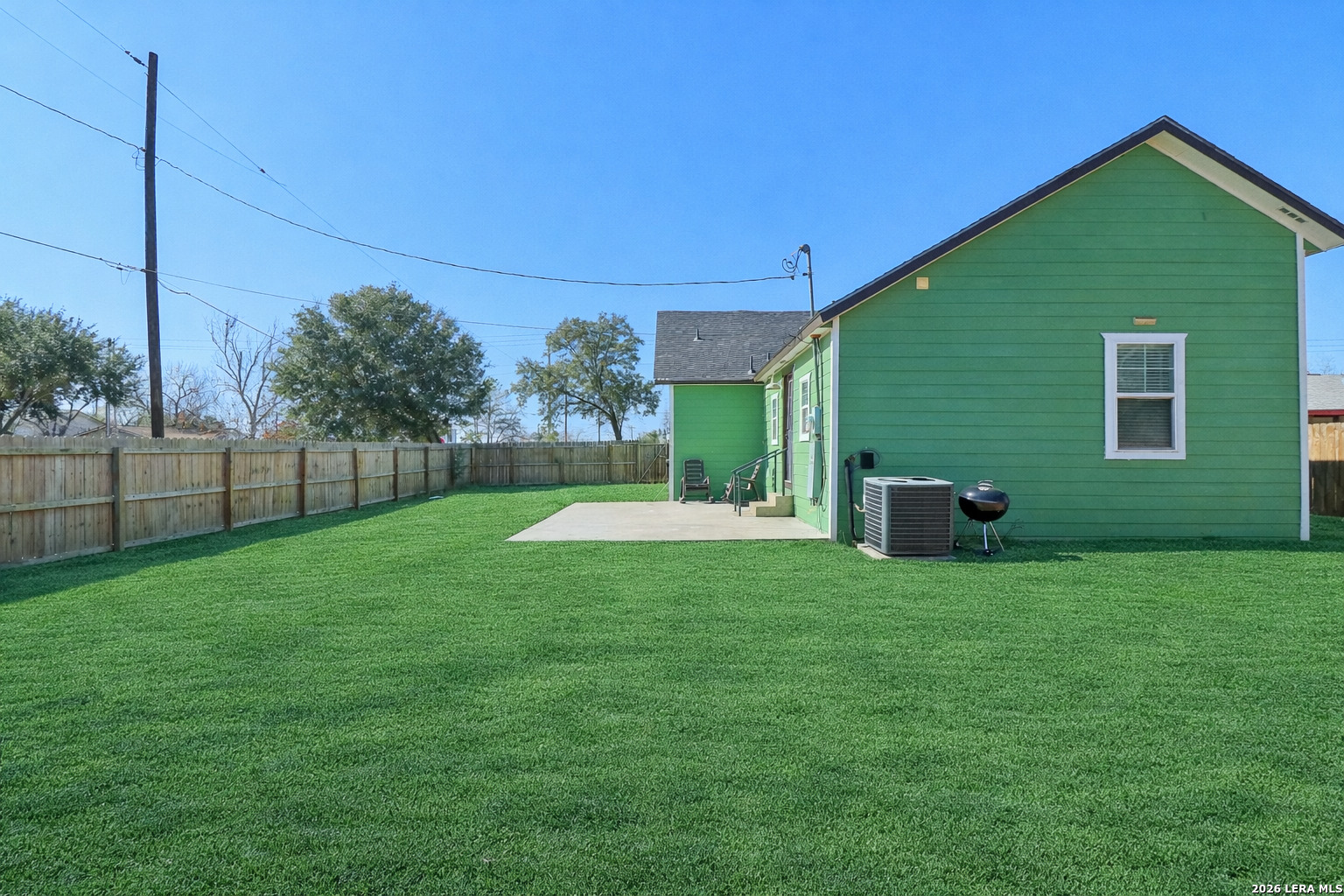 520 South Ash Street Pearsall, TX 78061 - Photo 37 of 40