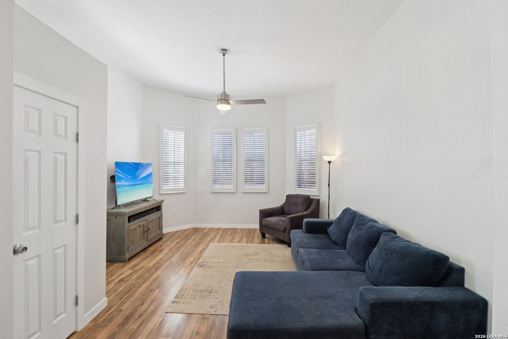 520 South Ash Street Pearsall, TX 78061 - Photo 8 of 40