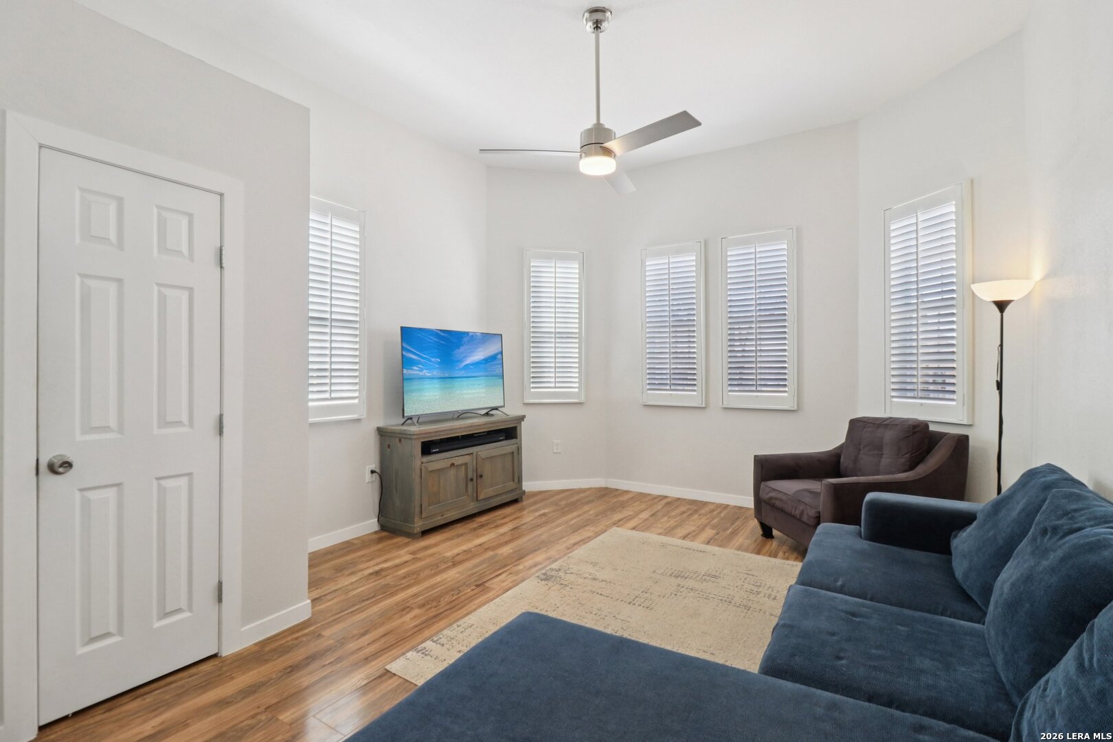 520 South Ash Street Pearsall, TX 78061 - Photo 9 of 40