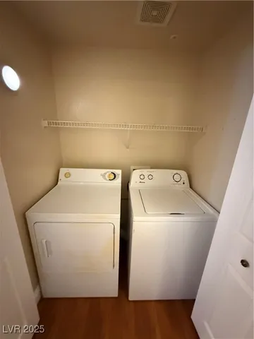 $1,250 | 7107 South Durango Drive, Unit 308, Las Vegas, NV 89113