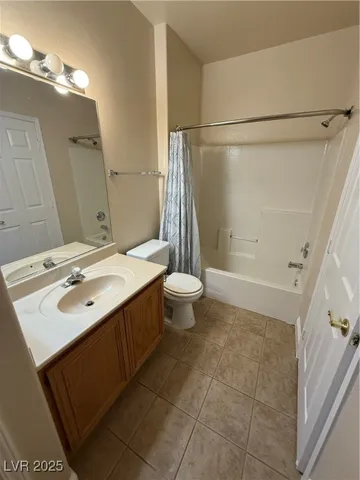 $1,250 | 7107 South Durango Drive, Unit 308, Las Vegas, NV 89113