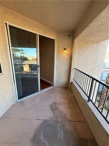 $1,250 | 7107 South Durango Drive, Unit 308, Las Vegas, NV 89113