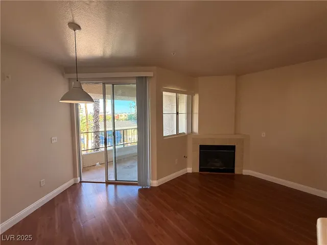$1,250 | 7107 South Durango Drive, Unit 308, Las Vegas, NV 89113