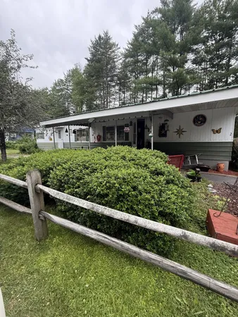$79,900 | 2 Ponderosa Park, Charlestown, NH 03603