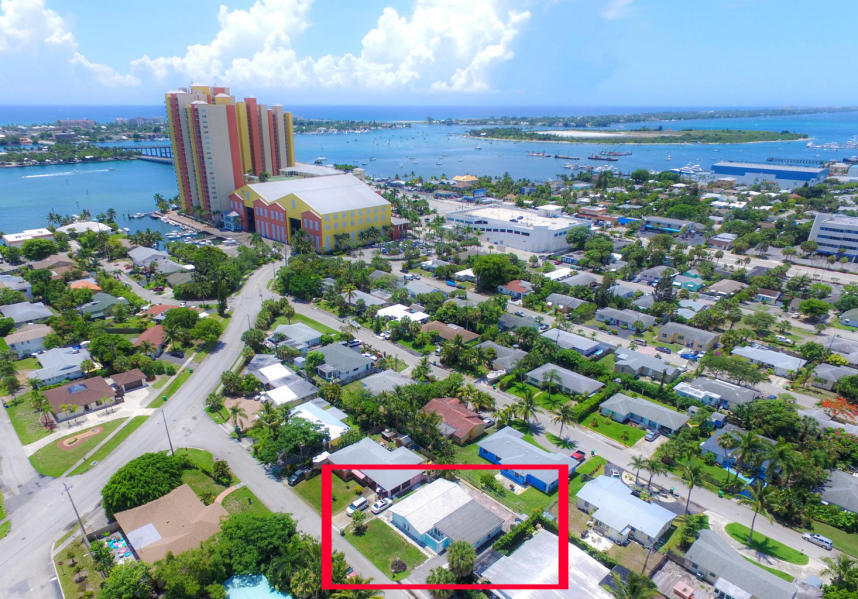 169 East 30th Street Riviera Beach, FL 33404 - Photo 3 of 25 0001_418aa6b2-5d27-46d9-9d7b-cb9e65fe163