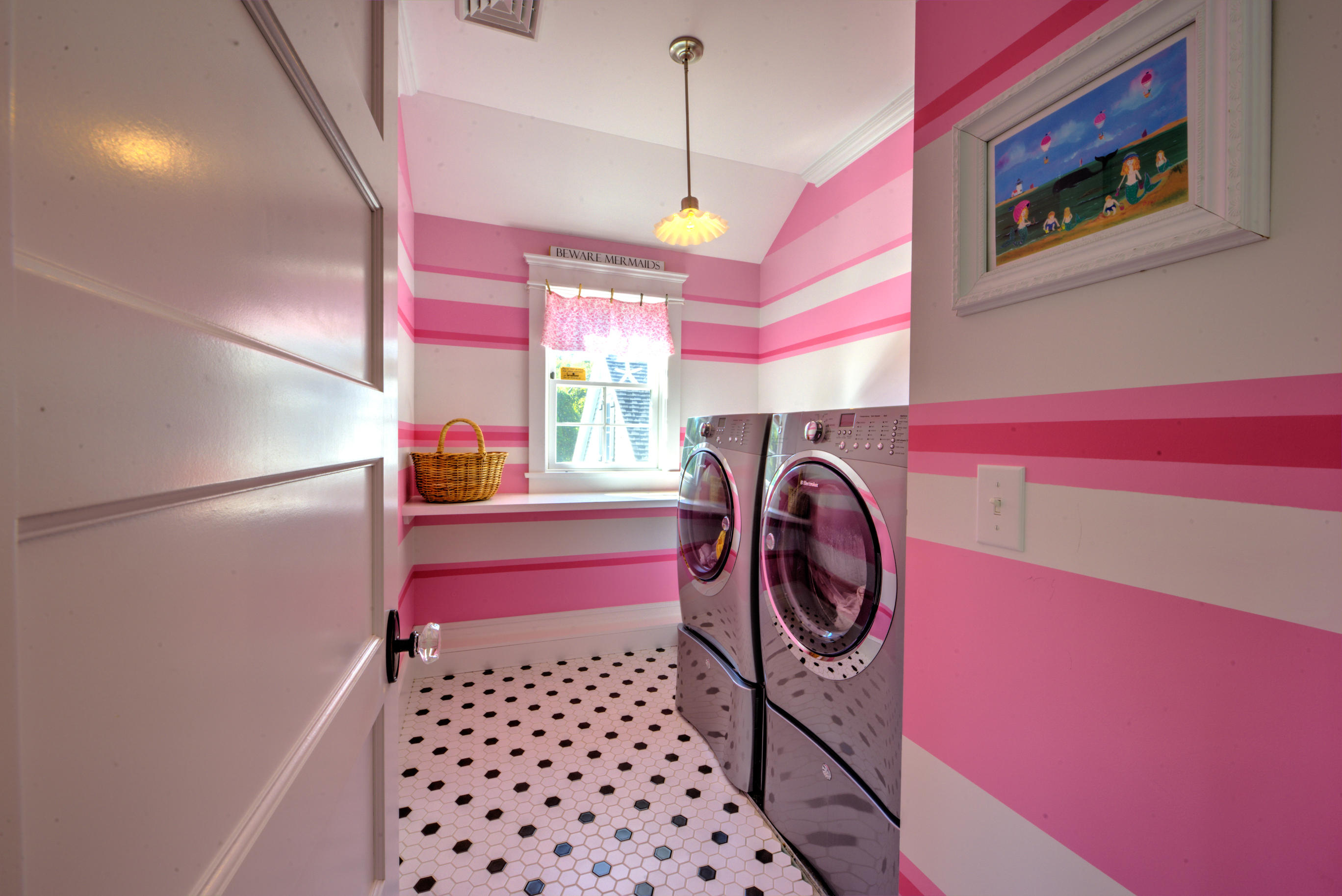 360 Main Street Osterville, MA 02655 - Photo 21 of 29 a utility room with dryer and washer