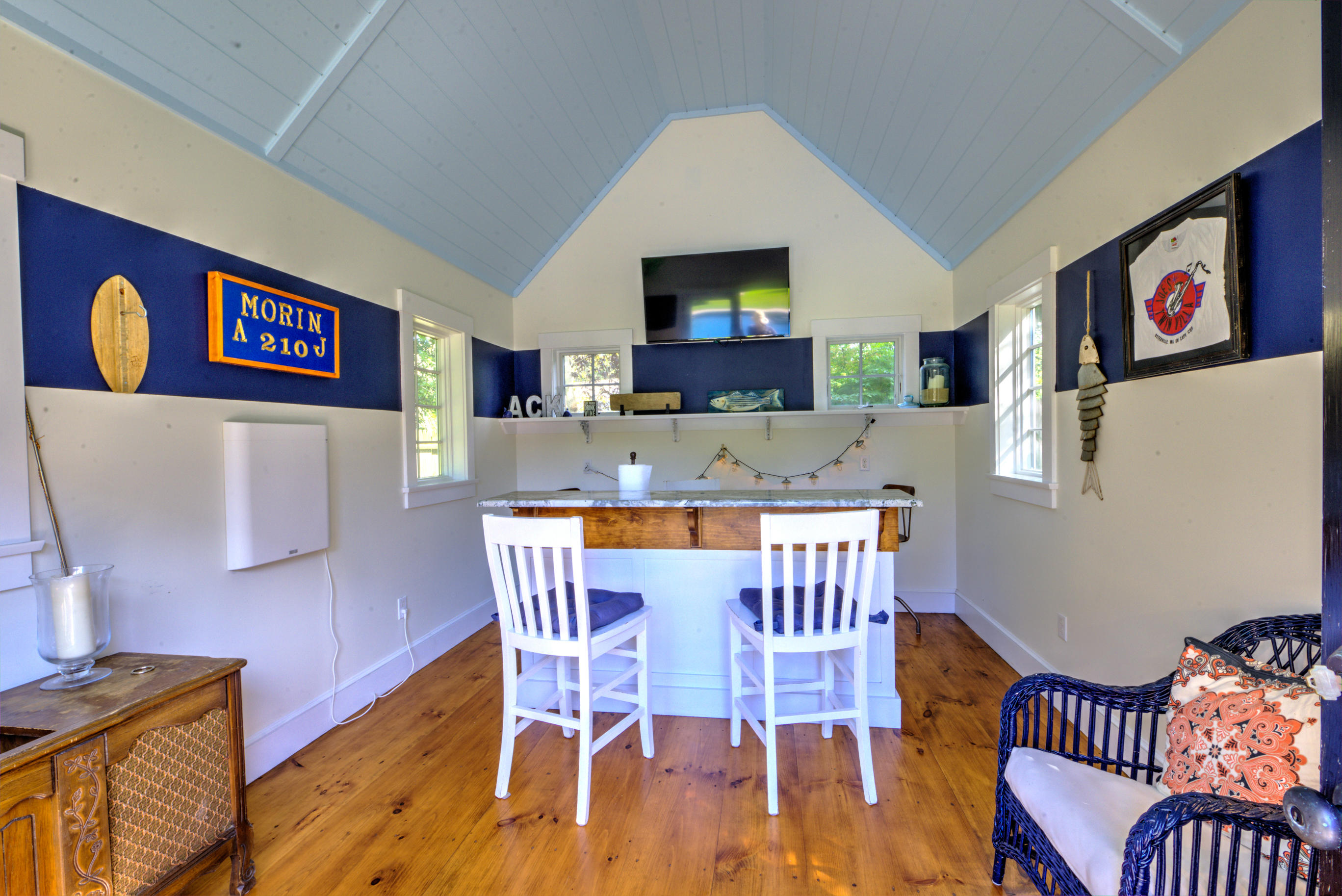 360 Main Street Osterville, MA 02655 - Photo 25 of 29 a view of a dining room with furniture