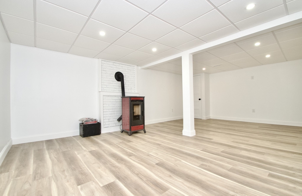 7 Barbara Road Kingston, MA 02364 - Photo 20 of 26 a view of empty room with wooden floor