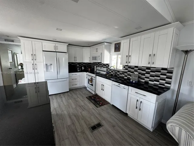 $5,800 | 228 Orchid Street, Tavernier, FL 33070