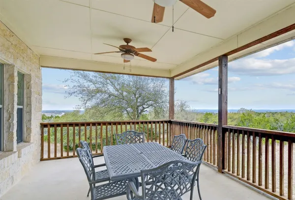 $568,900 | 1370 Sunset View, Fischer, TX 78623