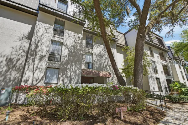 $579,999 | 18 Lighthouse Lane, Unit 1046, Hilton Head Island, SC 29928