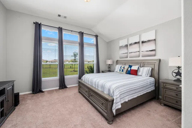 $2,600 | 2404 Ocean Key Drive, Texas City, TX 77568