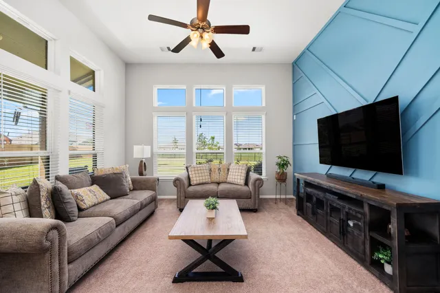 $2,600 | 2404 Ocean Key Drive, Texas City, TX 77568