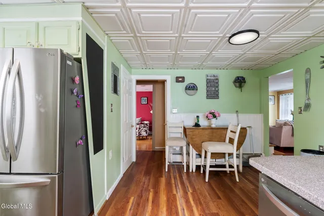 $289,000 | 302 Pennsylvania Avenue, Johnstown, NY 12095