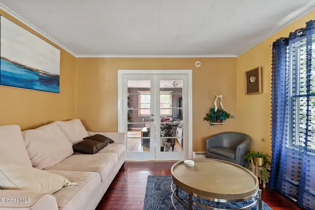 $289,000 | 302 Pennsylvania Avenue, Johnstown, NY 12095