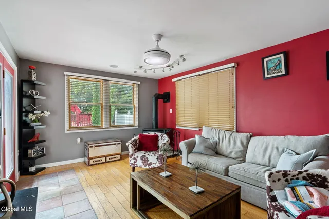 $289,000 | 302 Pennsylvania Avenue, Johnstown, NY 12095