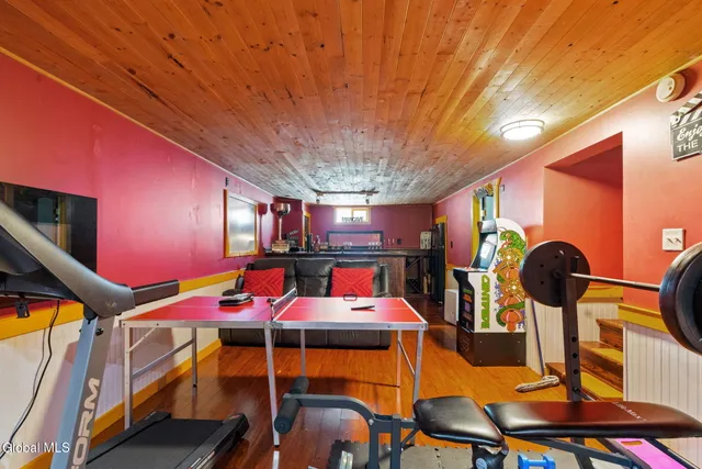 $289,000 | 302 Pennsylvania Avenue, Johnstown, NY 12095