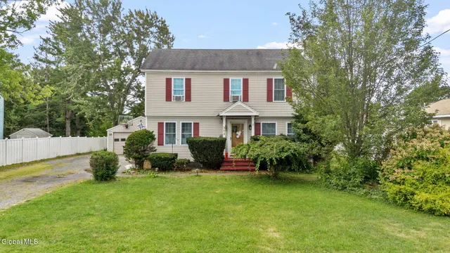 $289,000 | 302 Pennsylvania Avenue, Johnstown, NY 12095