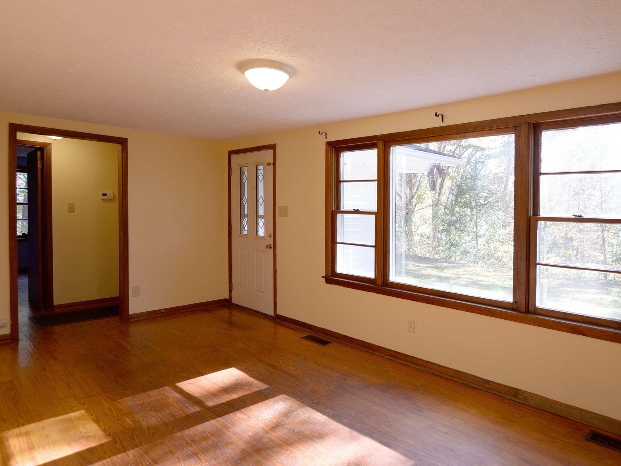 681 Johnson Road Oliver Springs, TN 37840 - Photo 4 of 25 Gallery Image 4
