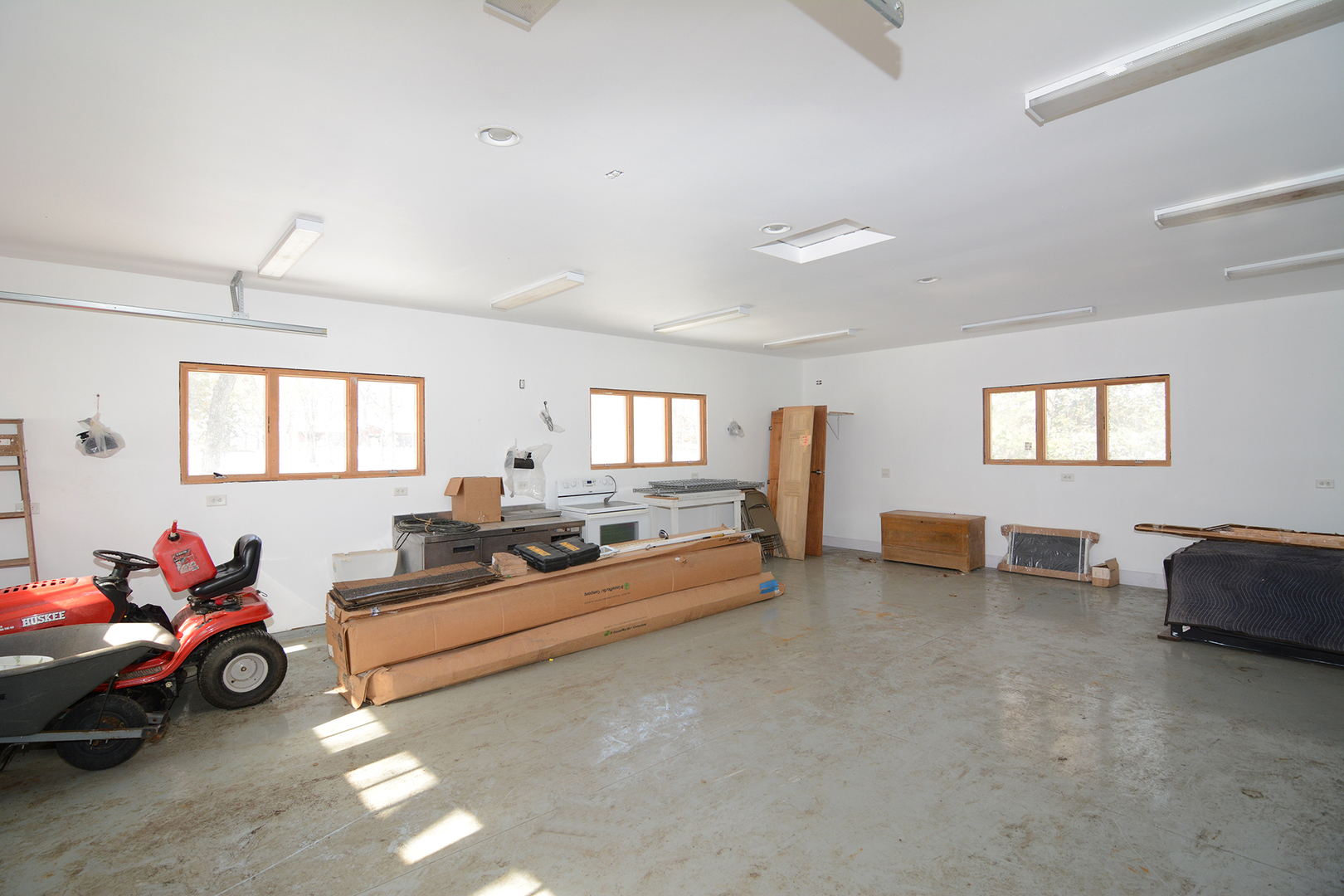 21210 Robin Road Harvard, IL 60033 - Photo 19 of 33 Gallery Image 19