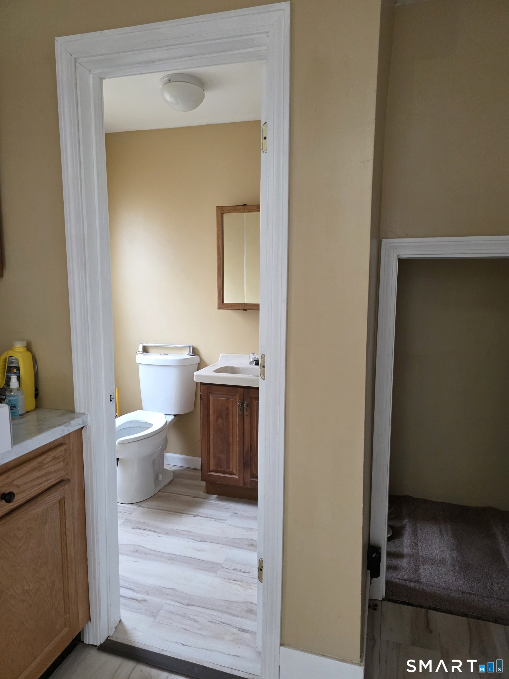 19 Goff Street Meriden, CT 06451 - Photo 4 of 8