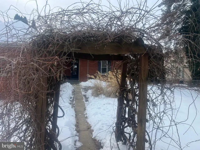 $305,000 | 250 East Madison Street, Greencastle, PA 17225