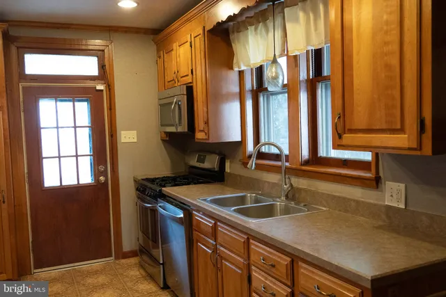 $305,000 | 250 East Madison Street, Greencastle, PA 17225