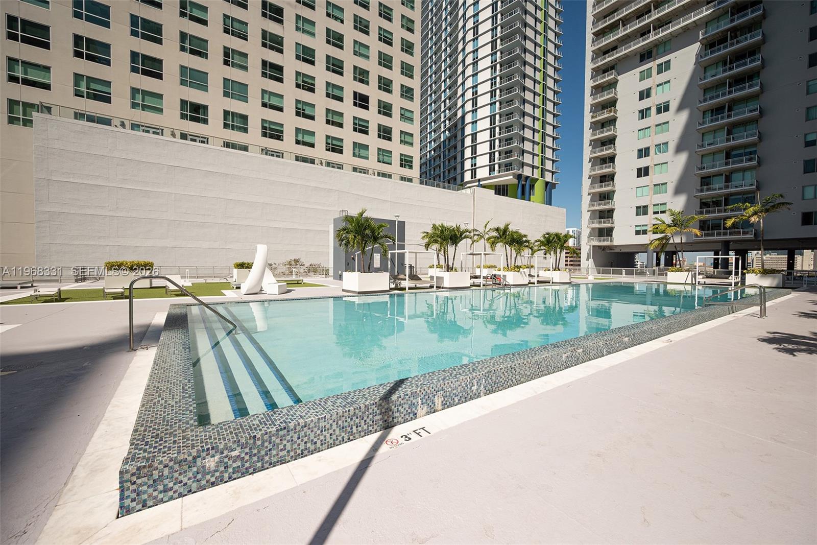 690 Southwest 1st Court, Unit 1504 Miami, FL 33130 - Photo 17 of 20