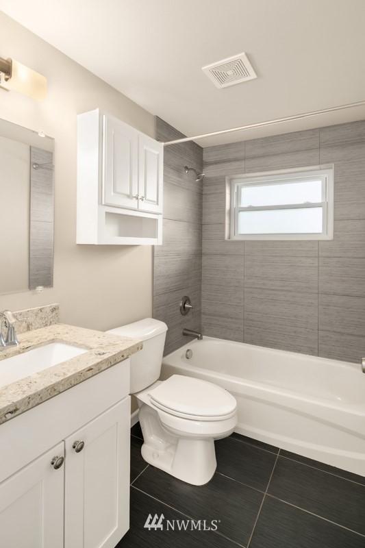 3518 Northeast 9th Street Renton, WA 98056 - Photo 21 of 28
