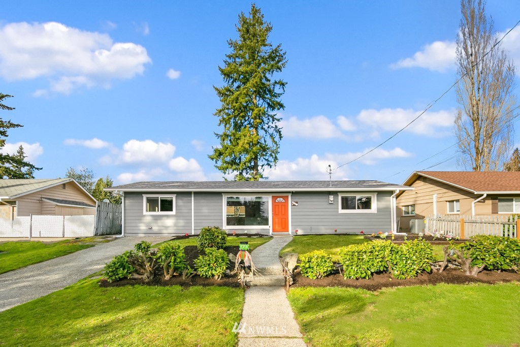 3518 Northeast 9th Street Renton, WA 98056 - Photo 25 of 28