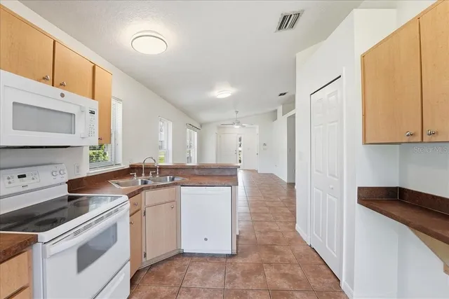 $2,045 | 933 Pecan Street, Oviedo, FL 32765